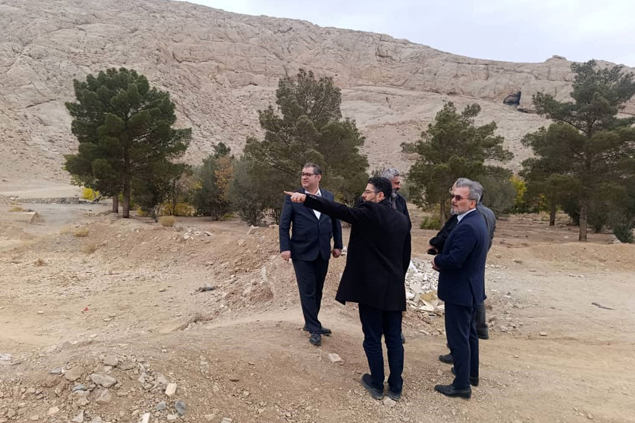 تلاش برای استفاده از ظرفیت‌های گردشگری شهر جدید بهارستان در استان اصفهان