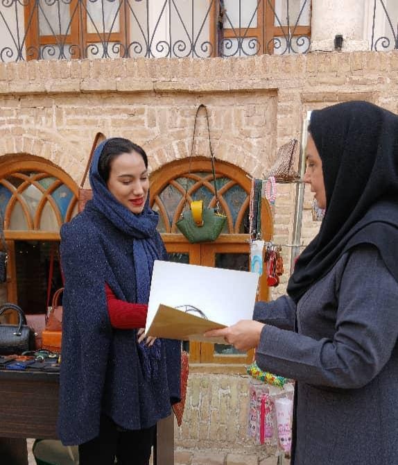 تجلیل از بانوان هنرمند خانه صنایع دستی جاجرمی به مناسبت روز مادر