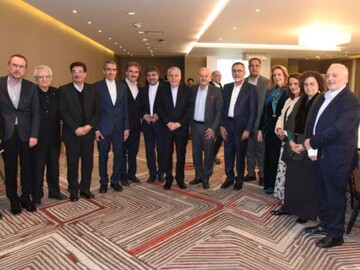 «ایران» امن‌ترین و جذاب‌ترین مقصد گردشگری جهان است/ اراده ملت‌ها بر روابط دولت‌ها مقدم است/ نبود پرواز مستقیم و پیچیدگی صدور ویزا، مهم‌ترین موانع توسعه گردشگری ایران و یونان