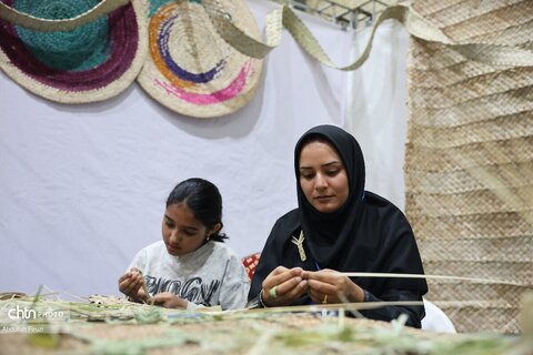 اولین نمایشگاه صنایع دستی حصیری وابسته به نخل جنوب کشور