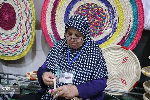اولین نمایشگاه صنایع دستی حصیری وابسته به نخل جنوب کشور