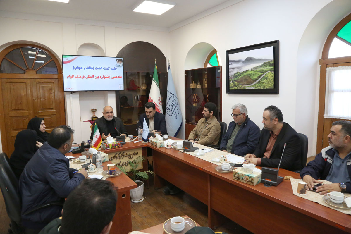 رژه اتحاد و همبستگی اقوام ایرانی همزمان با جشنواره فرهنگ اقوام در گرگان برگزار میشود