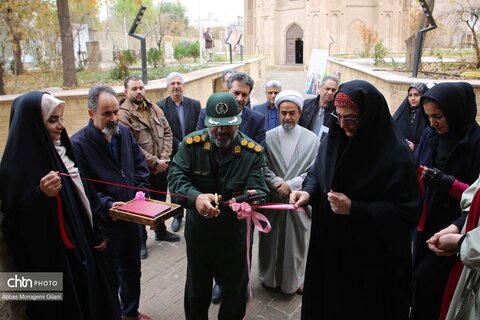 نمایشگاه معرفی توانمندی‌های بانوان هنرمند قم