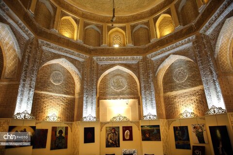 نمایشگاه معرفی توانمندی‌های بانوان هنرمند قم