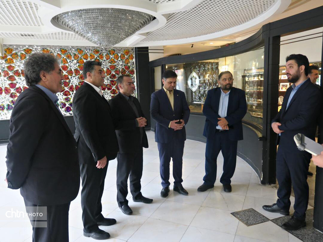 بازدید مدیرکل اداره نظارت و ارزیابی خدمات گردشگری وزارت میراث فرهنگی، گردشگری و صنایع دستی از آخرین اقدامات بازسازی و بهسازی هتل لاله تهران