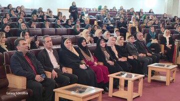 احیای هویت ایرانی در پوشاک؛ تأکید بر نقش زنان در تداوم هنرهای بومی