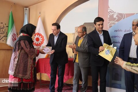 اختتامیه جشنواره ومسابقه طعم 5 افراد تاثیرگزار دارای  معلولیت در مشهد برگزارشد