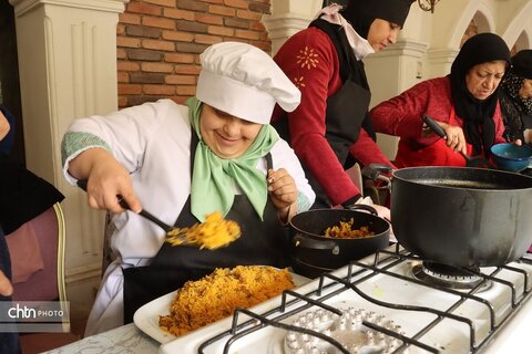 اختتامیه جشنواره ومسابقه طعم 5 افراد تاثیرگزار دارای  معلولیت در مشهد برگزارشد