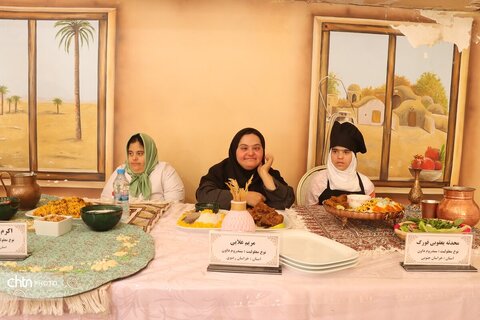 اختتامیه جشنواره ومسابقه طعم 5 افراد تاثیرگزار دارای  معلولیت در مشهد برگزارشد