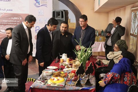 اختتامیه جشنواره ومسابقه طعم 5 افراد تاثیرگزار دارای  معلولیت در مشهد برگزارشد