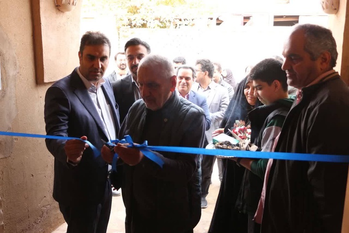 آیین افتتاح اقامتگاه بوم‌گردی در اردکان