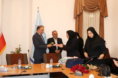 آیین تقدیر از بانوان اداره‌کل میراث‌فرهنگی خراسان شمالی