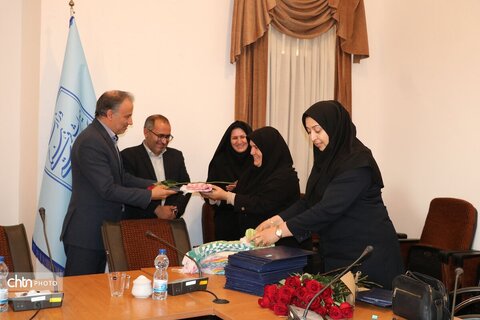 آیین تقدیر از بانوان اداره‌کل میراث‌فرهنگی خراسان شمالی