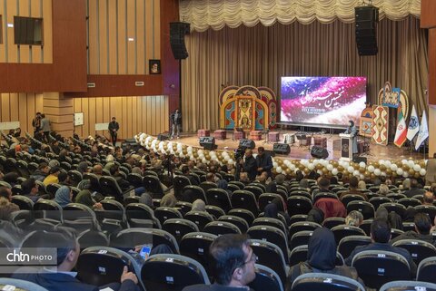 اختتامیه اولین جشنواره ملی نمد در شهرکرد