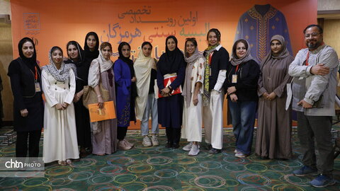 نخستین رویداد البسه سنتی هرمزگان (دیریا بر تن)