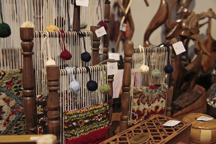 حضور بیش از ۲۷۰ هنرمند صنایع‌دستی در جشنواره بین‌المللی فرهنگ اقوام/ ارائه تسهیلات ویژه برای خرید صنایع‌دستی در محل نمایشگاه