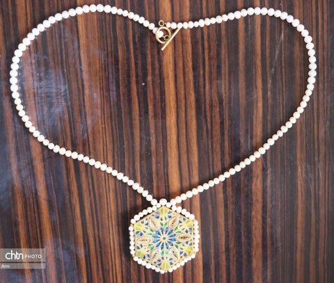 تعدادی از آثار  هنری از هنرمندان استان البرز برای دریافت  مهر اصالت