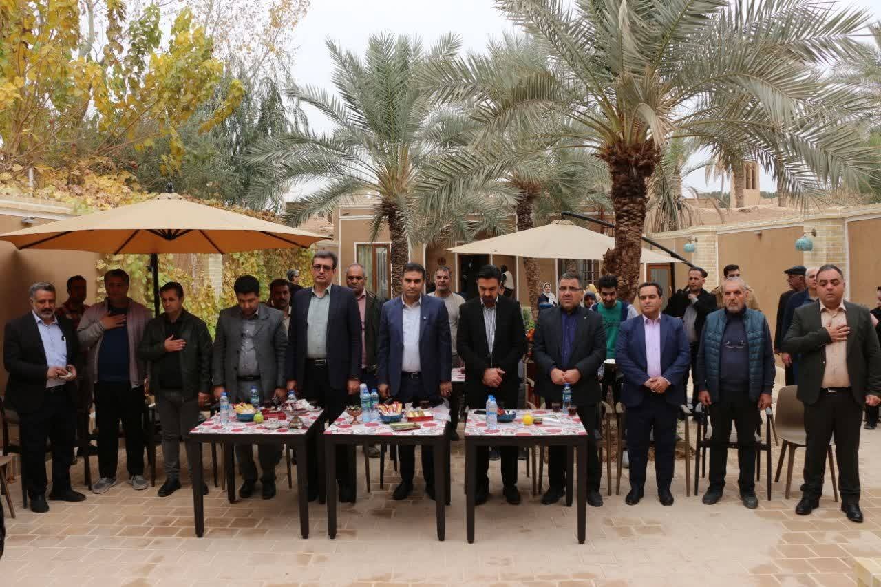 آیین افتتاح اقامتگاه بوم‌گردی در اردکان