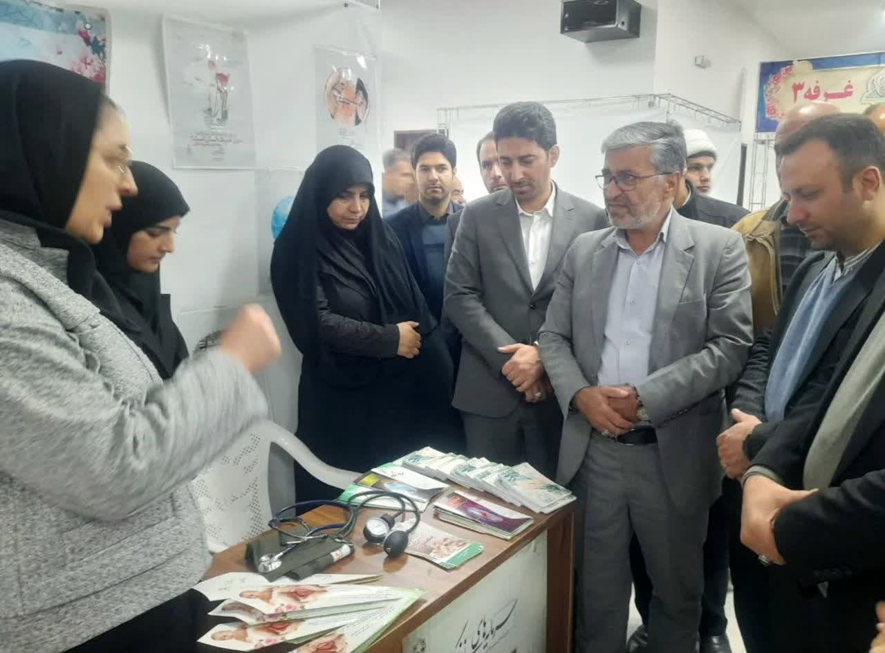 آغاز هفته فرهنگی شازند و ادای احترام به مقام شامخ شهدای این شهرستان