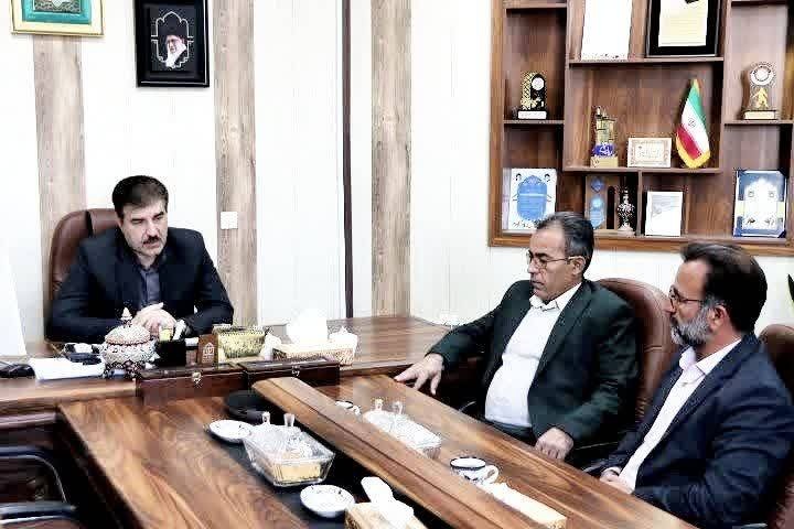 بررسی پروژه‌های عمرانی و راهکارهای توسعه گردشگری شهرستان زارچ