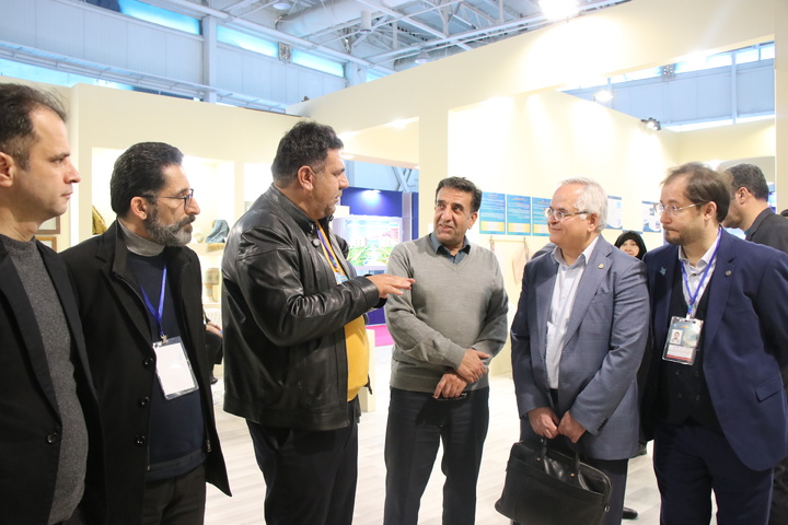 افتتاح غرفه پژوهشگاه