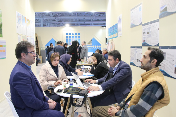 افتتاح غرفه پژوهشگاه