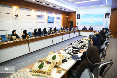 برگزاری آیین بزرگداشت روز زن در اداره کل میراث فرهنگی، گردشگری و ‌صنایع دستی خوزستان