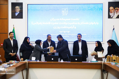 برگزاری آیین بزرگداشت روز زن در اداره کل میراث فرهنگی، گردشگری و ‌صنایع دستی خوزستان