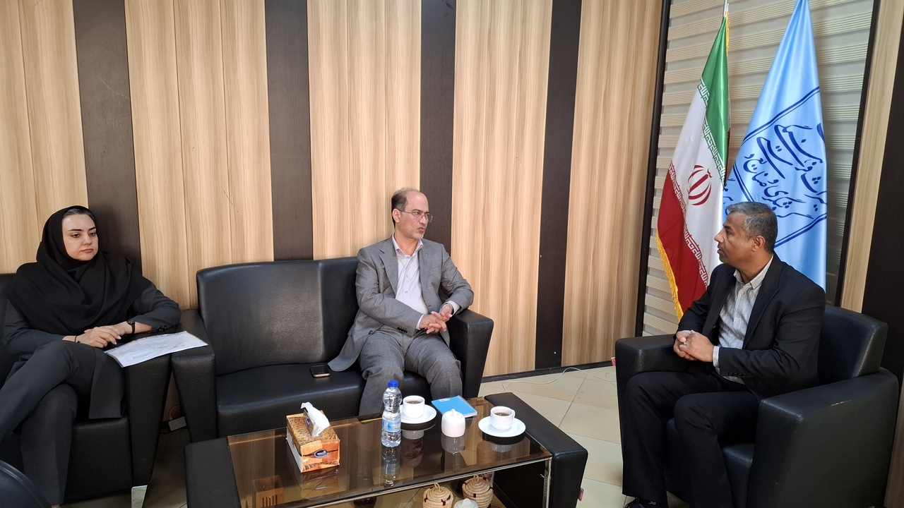 بررسی توسعه گردشگری دریامحور با محوریت شناورهای سنتی در هرمزگان