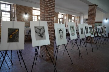 برپایی نمایشگاه گروهی هنرهای تجسمی در موزه شهر ارومیه 