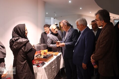 جشنواره بانوان هنرمند کار آفرین سرزمین خورشید در موزه بزرگ خراسان