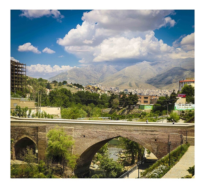 پل خاتون کرج آرام و استوار