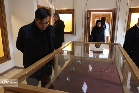 بازدید مدیرکل حوزه ریاست استندار آذربایجان شرقی از موزه سنجش در تبریز