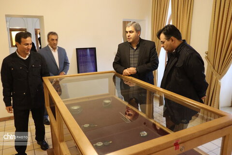 بازدید مدیرکل حوزه ریاست استاندار آذربایجان شرقی از موزه سنجش در تبریز