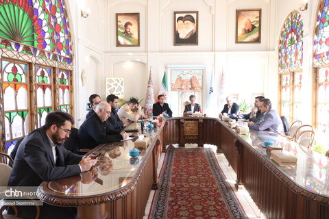 جلسه بررسی مشکلات بازار تاریخی سرپوشیده تبریز