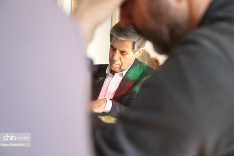 جلسه بررسی مشکلات بازار تاریخی سرپوشیده تبریز