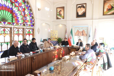 جلسه بررسی مشکلات بازار تاریخی سرپوشیده تبریز