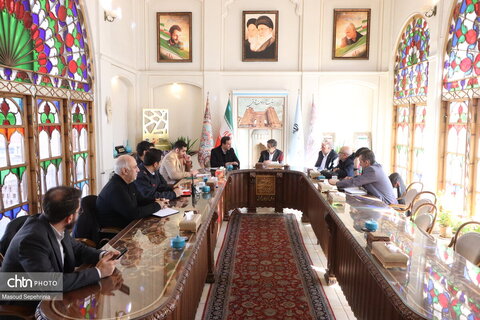 جلسه بررسی مشکلات بازار تاریخی سرپوشیده تبریز