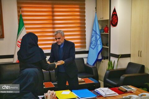 تقدیر از اعضای کمیته پژوهشی اداره‌کل برای کسب عنوان دستگاه برتر پژوهشی مازندران