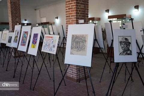 برپایی نمایشگاه گروهی هنرهای تجسمی در موزه شهر ارومیه