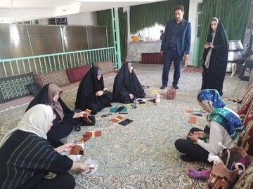 برگزاری کلاس آموزشی رایگان صنایع‌دستی در روستای شوران پیشوا