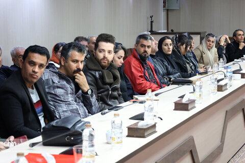 نشست هم اندیشی مدیرکل میراث فرهنگی، گردشگری و صنایع دستی استان کردستان با فعالان دفاتر خدمات مسافرتی