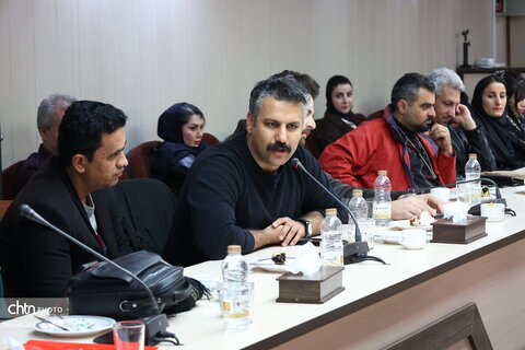 نشست هم اندیشی مدیرکل میراث فرهنگی، گردشگری و صنایع دستی استان کردستان با فعالان دفاتر خدمات مسافرتی