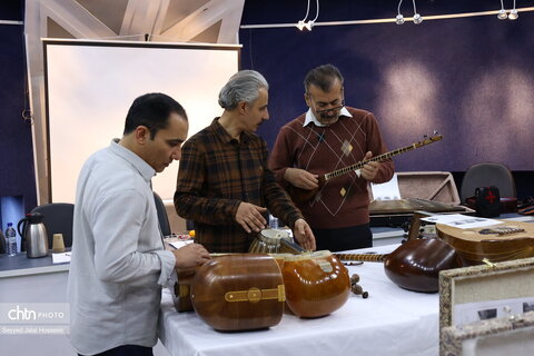 داوری هشتمین دوره مهر اصالت ملی صنایع دستی استان کردستان