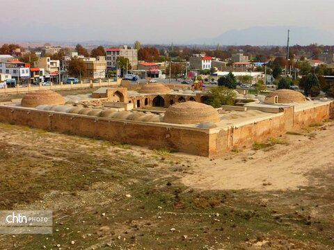 کاروانسرای ینگی امام: بنای آجری صفوی که میراث‌دار تاریخ جاده ابریشم در استان البرز است.