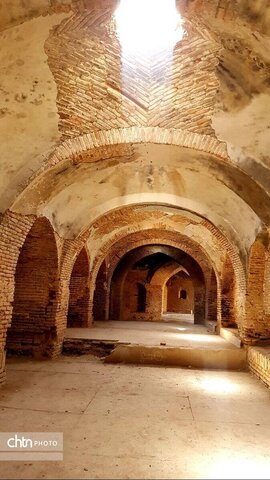 کاروانسرای ینگی امام: بنای آجری صفوی که میراث‌دار تاریخ جاده ابریشم در استان البرز است.