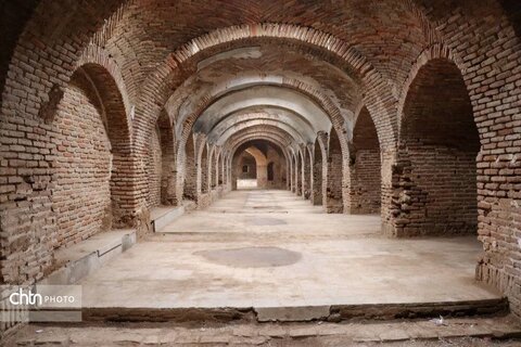 کاروانسرای ینگی امام: بنای آجری صفوی که میراث‌دار تاریخ جاده ابریشم در استان البرز است.