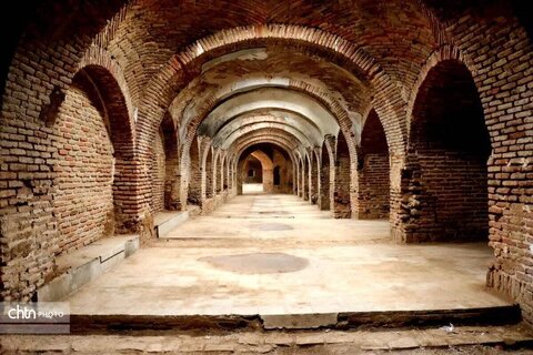 کاروانسرای ینگی امام: بنای آجری صفوی که میراث‌دار تاریخ جاده ابریشم در استان البرز است.