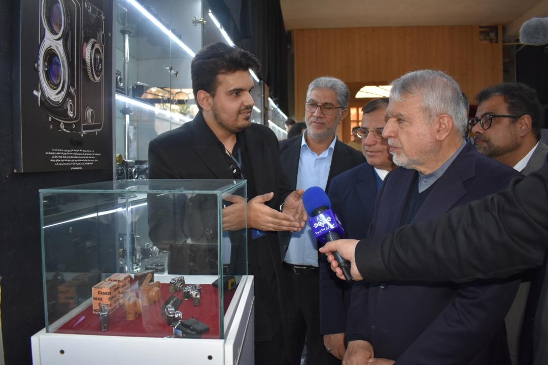 بازدید وزیر میراث‌فرهنگی از نخستین موزه تخصصی عکاسی شمال کشور/ تاکید بر تقویت زیرساخت‌های فرهنگی گلستان