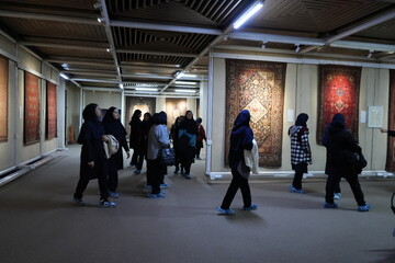 موزه فرش ایران؛ سفری در نقش‌های ماندگار